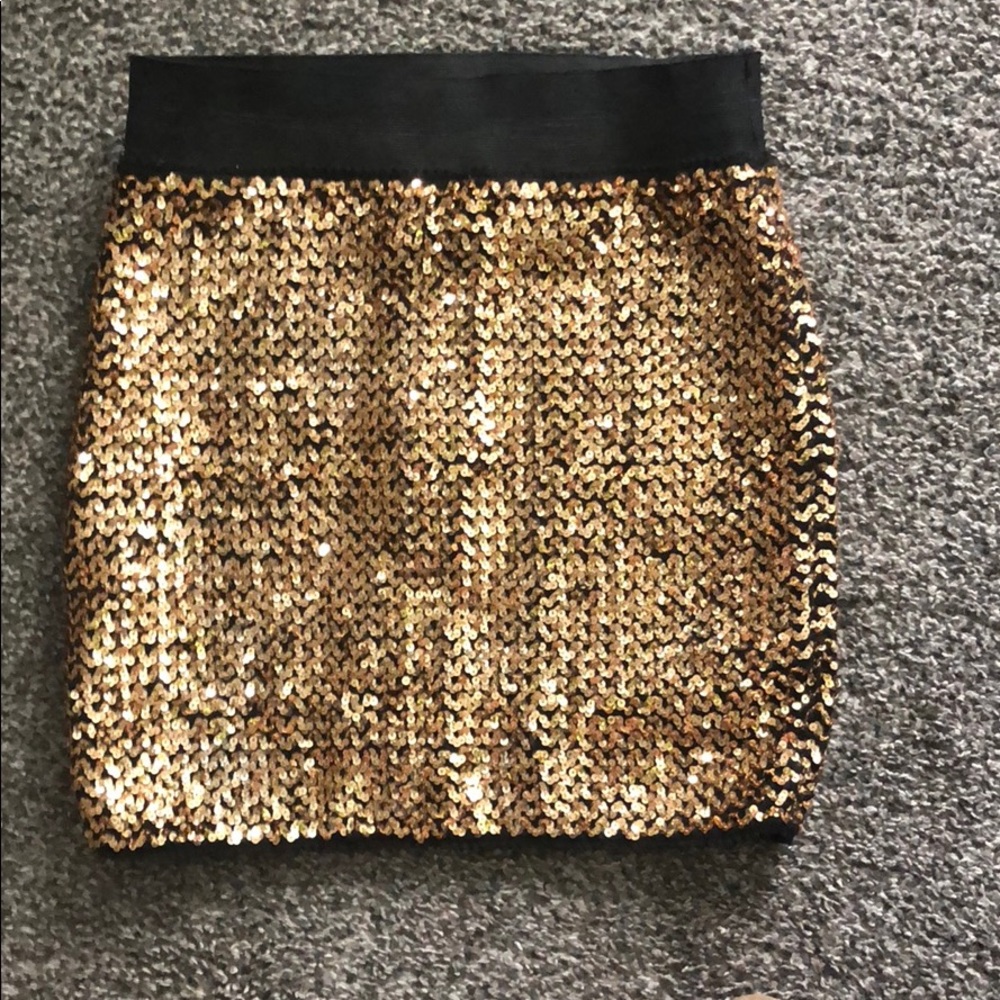Black and gold - mini skirt